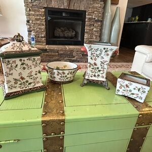 Wong Lee 1895- end of war Crackled Porcelain Chinoiserie Set